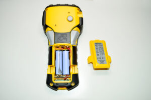 Read more about the article Convert Brady BMP 21 held Printer to 18650 Lithium Batteries